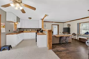18240 SW 31st St, Dunnellon, FL 34432 - Photo 6