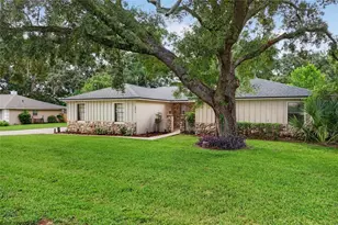 2070 SE 50th Terrace, Ocala, FL 34480 - Photo 2