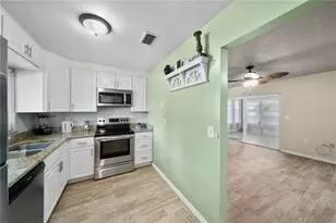 3841 SW 143rd Ln Rd, Ocala, FL 34473 - Photo 4