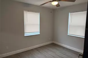 4735 21st Ave N, Saint Petersburg, FL 33713 - Photo 14