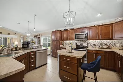 16897 SE 74th Soulliere Avenue, The Villages, FL 32162 - Photo 8