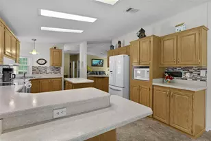 705 Oak Blvd, Wildwood, FL 34785 - Photo 12