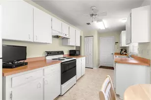 6201 SW 84th Pl, Ocala, FL 34476 - Photo 8
