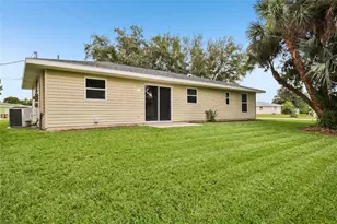 1975 Narranja St, Punta Gorda, FL 33950 - Photo 6