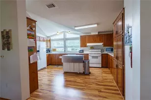 13259 SE 49th Ct, Belleview, FL 34420 - Photo 8