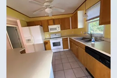 524 San Marino Drive, Lady Lake, FL 32159 - Photo 4