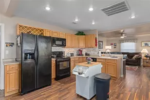6185 W Riverbend Rd, Dunnellon, FL 34433 - Photo 16