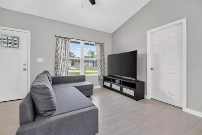 19058 Saint Augustine Drive, Dunnellon, FL 34432 - Photo 4