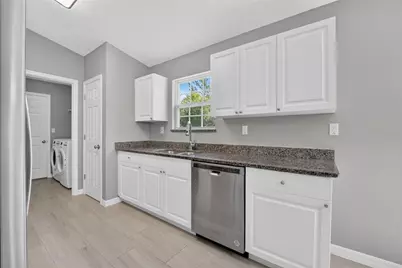 19058 Saint Augustine Drive, Dunnellon, FL 34432 - Photo 8