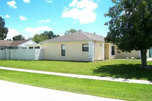 15071 SW 38th Ave, Ocala, FL 34473 - Photo 2
