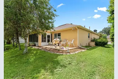 8368 SE 176th Lawson Loop, The Villages, FL 32162 - Photo 4