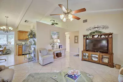 2209 Hidden Creek Circle, Sebring, FL 33870 - Photo 10