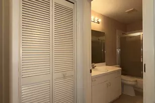 4268 Madeira Ct, Sarasota, FL 34233 - Photo 20