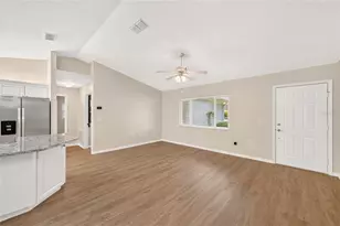 13688 SE 89th Ct, Summerfield, FL 34491 - Photo 16