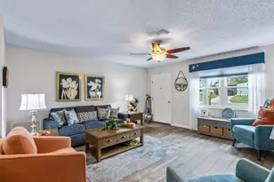1223 Tarpon Ln, Lady Lake, FL 32159 - Photo 16