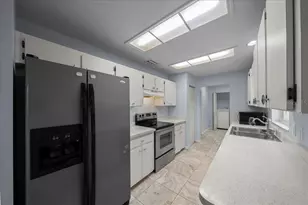 10473 SE 125th St, Belleview, FL 34420 - Photo 8