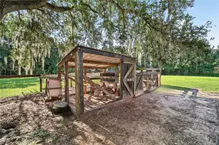 6051 SE 148th Terrace, Morriston, FL 32668 - Photo 34