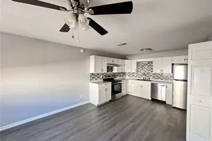 3761 NE 40th Pl, Ocala, FL 34479 - Photo 2