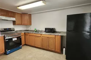 8215 Fairways Cir, Ocala, FL 34472 - Photo 6