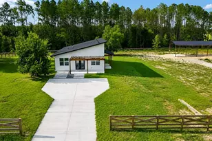 17951 SE 62 St, Morriston, FL 32668 - Photo 8