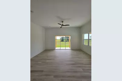 17951 SE 62nd Street, Morriston, FL 32668 - Photo 16