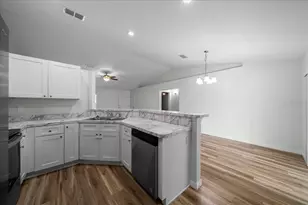 2471 NW 24th Rd, Ocala, FL 34475 - Photo 8