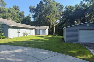 5561 NE 35th St, Silver Springs, FL 34488 - Photo 8