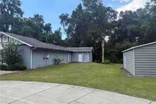 5561 NE 35th St, Silver Springs, FL 34488 - Photo 12