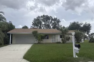 17655 SE 102nd Cir, Summerfield, FL 34491 - Photo 1