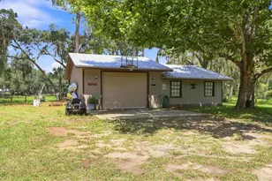 10265 W Springtree Ln, Crystal River, FL 34428 - Photo 4