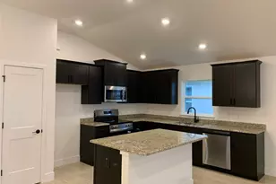 11619 Grace Rd, Weeki Wachee, FL 34614 - Photo 2
