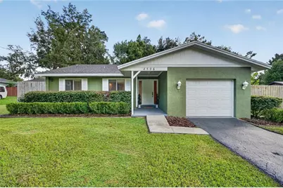 4506 NE 8th Place, Ocala, FL 34470 - Photo 1