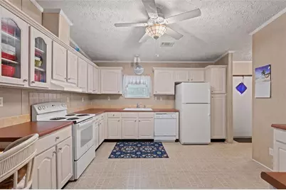 1411 SE State Road 121, Morriston, FL 32668 - Photo 18