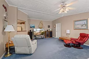 1411 SE State Road 121, Morriston, FL 32668 - Photo 12