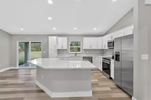 1516 W Pringle Pl, Citrus Springs, FL 34434 - Photo 4