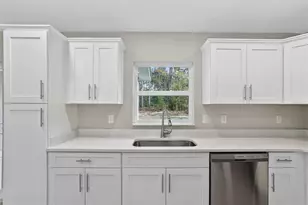 1516 W Pringle Pl, Citrus Springs, FL 34434 - Photo 8