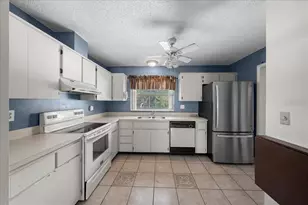 5346 Harbinger Rd, Spring Hill, FL 34608 - Photo 8