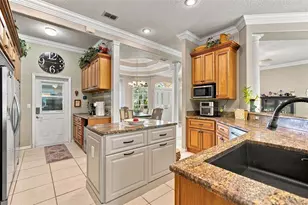 2168 W Begonia Dr, Beverly Hills, FL 34465 - Photo 16
