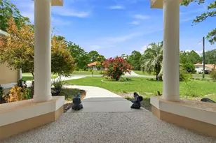 2168 W Begonia Dr, Beverly Hills, FL 34465 - Photo 10