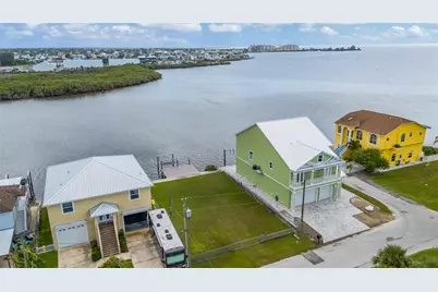 6522 Seaview Boulevard, Hudson, FL 34667 - Photo 6