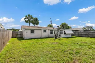 1141 Maybury Dr, Holiday, FL 34691 - Photo 22