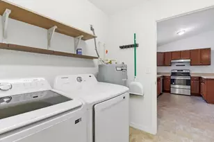 24178 NW Luna Ave, Dunnellon, FL 34431 - Photo 28