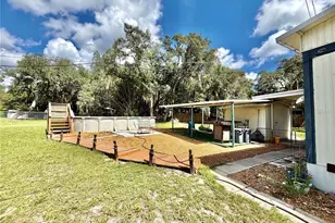 19049 SE 16th Pl, Silver Springs, FL 34488 - Photo 4
