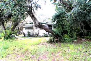 1930 SE 188th Ct, Silver Springs, FL 34488 - Photo 8
