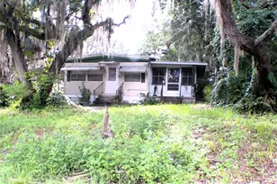 1930 SE 188th Ct, Silver Springs, FL 34488 - Photo 2