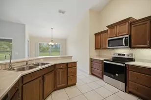 5931 NE 57th Loop, Silver Springs, FL 34488 - Photo 8