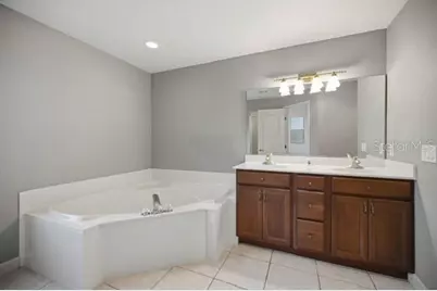 5931 NE 57th Loop, Silver Springs, FL 34488 - Photo 10