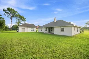 5931 NE 57th Loop, Silver Springs, FL 34488 - Photo 2