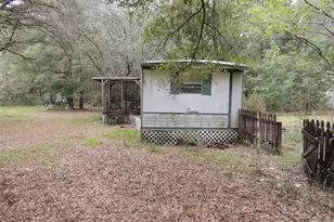 7651 NE 128 Ln, Bronson, FL 32621 - Photo 16