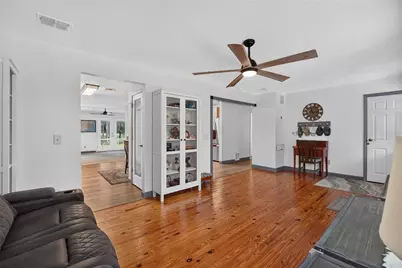 12151 NE 52nd Place Road, Silver Springs, FL 34488 - Photo 4